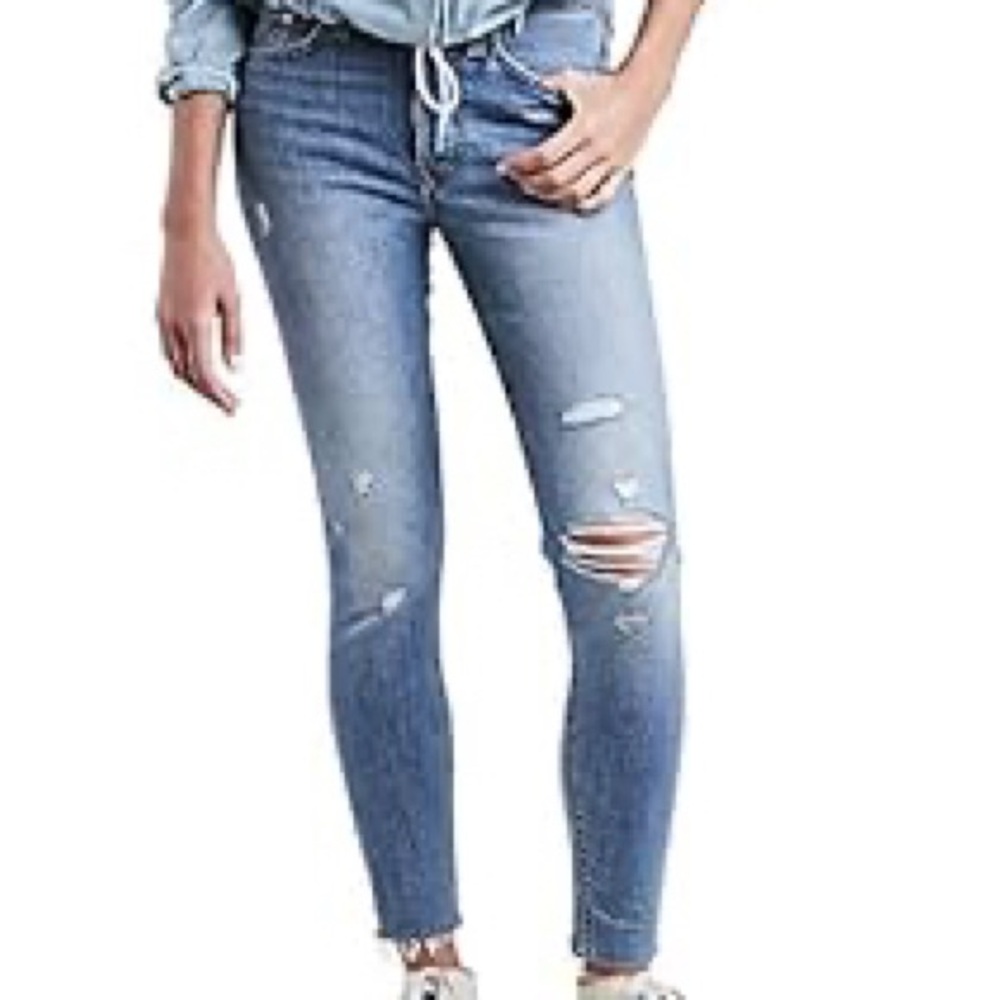 Levi’s wedgie skinny jeans